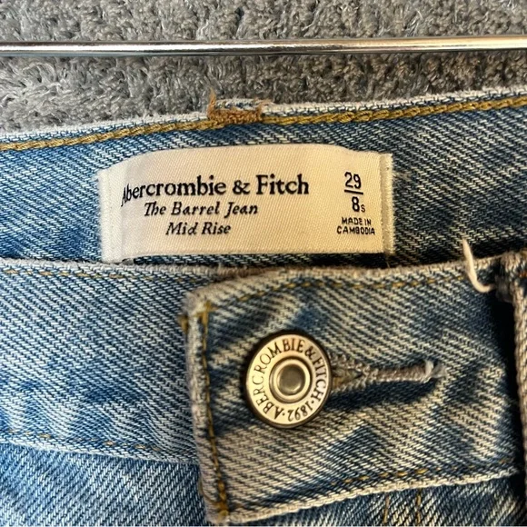NEW! Abercrombie & Fitch The Barrel Jean Mid Rise 29 W 24 L Short Light Wash - Picture 10 of 16